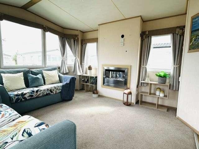 House for sale in Heathlands, East Sussex