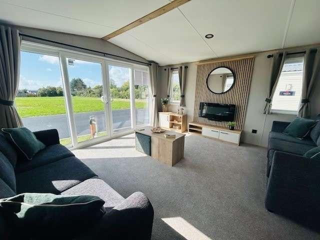 House for sale in Heathlands, East Sussex