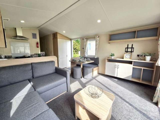 House for sale in Heathlands, East Sussex