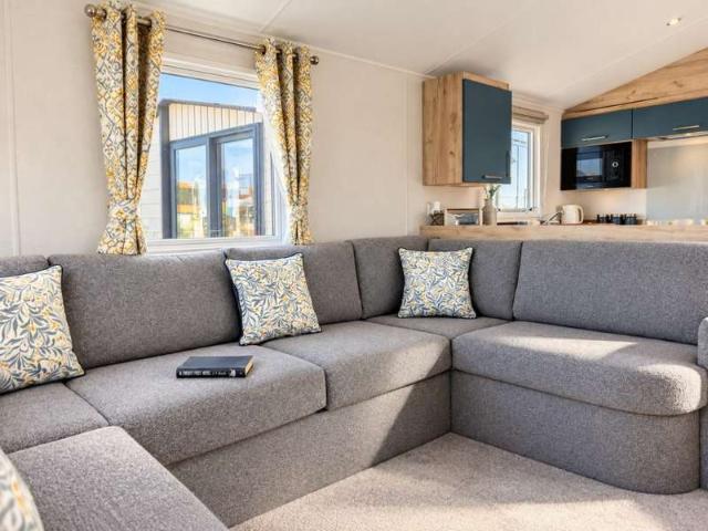 House for sale in Swalecliffe, Whitstable