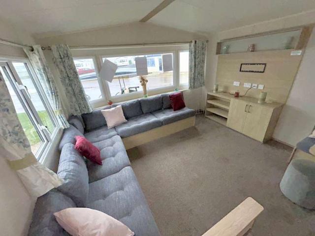 House for sale in Dale Hill, Essex