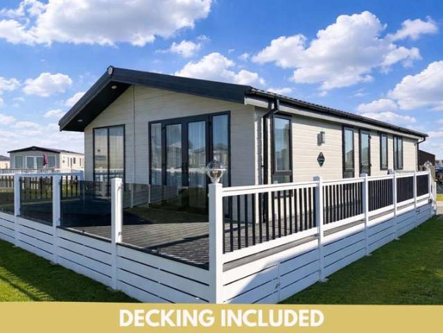 House for sale in Heathlands, East Sussex