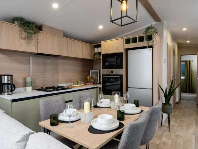 House for sale in Heathlands, East Sussex