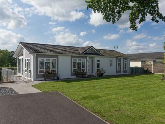 House for sale in Alderminster, Warwickshire