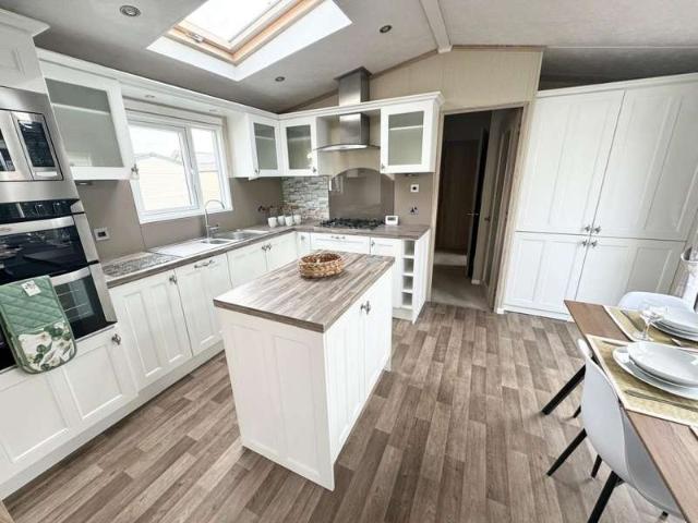 House for sale in Littlecote, West Sussex