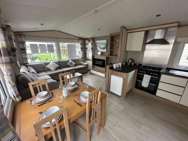 House for sale in Littlecote, West Sussex