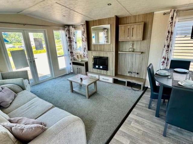 House for sale in Littlecote, West Sussex