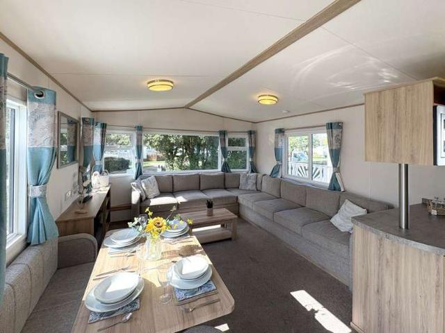 House for sale in Littlecote, West Sussex