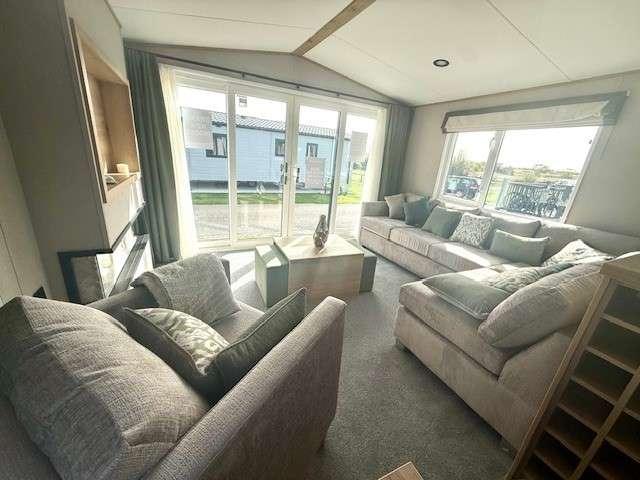 House for sale in Upper Dovercourt, Dale Hill
