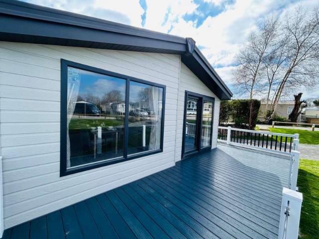 House for sale in Heathlands, East Sussex