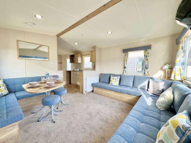 House for sale in Dale Hill, Essex