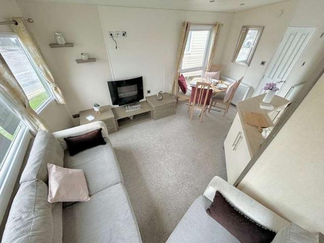 House for sale in Dale Hill, Essex
