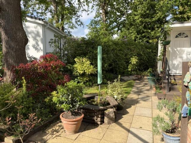Park Home for sale in Row Town, Surrey