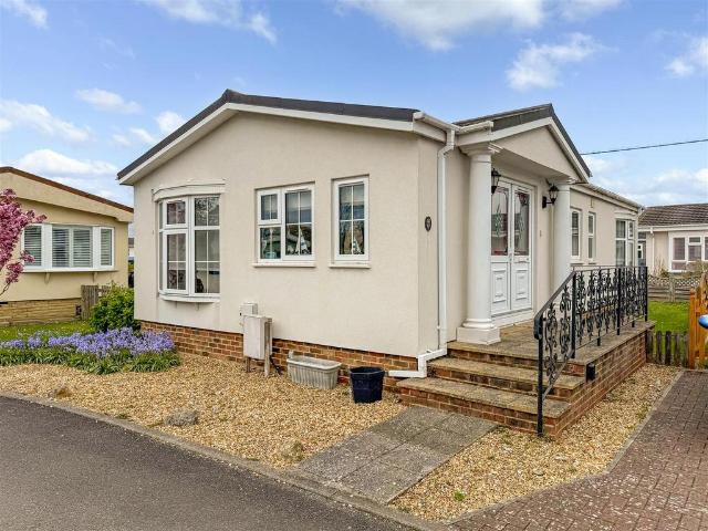 Park Home for sale in Clapham, West Sussex