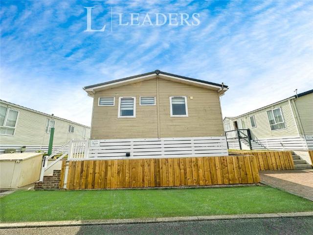 Park Home for sale in Eastney, City Of Portsmouth