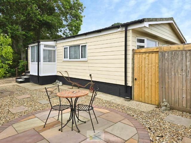 Park Home for sale in Old Milton, Ashurst Bridge