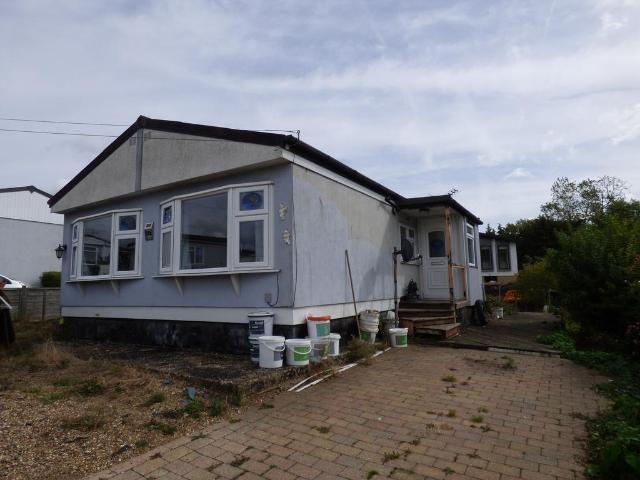 Park Home for sale in Langdon Hills, Essex