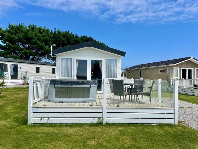 Park Home for sale in Hendra Croft, Cornwall