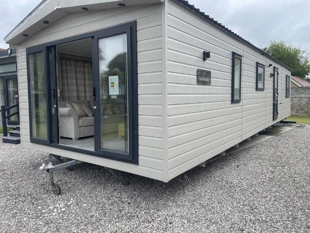 Park Home for sale in Monkton, Acol