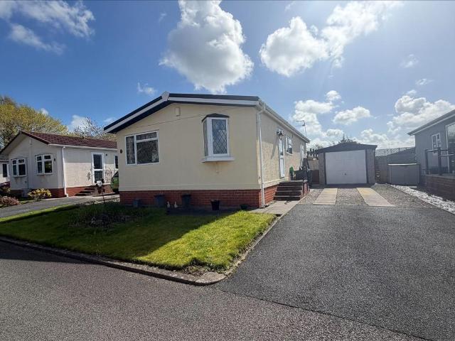 Park Home for sale in Wincham, Cheshire