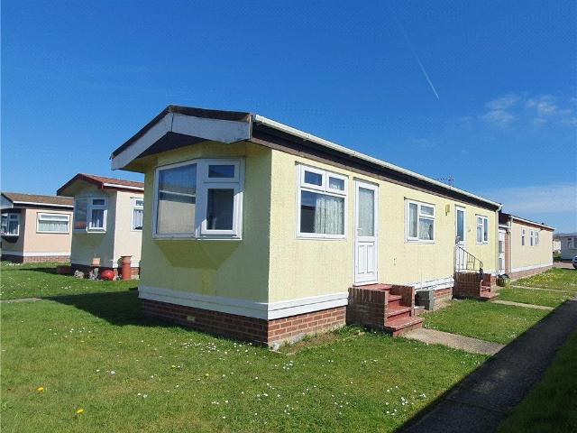 Park Home for sale in Clacton-on-Sea, Tendring