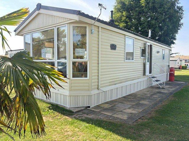 Park Home for sale in Maldon, Essex