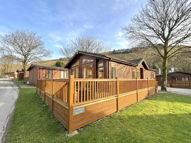 Park Home for sale in Bowness-on-windermere