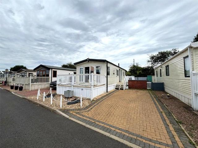 Park Home for sale in Potters Corner, East Midlands