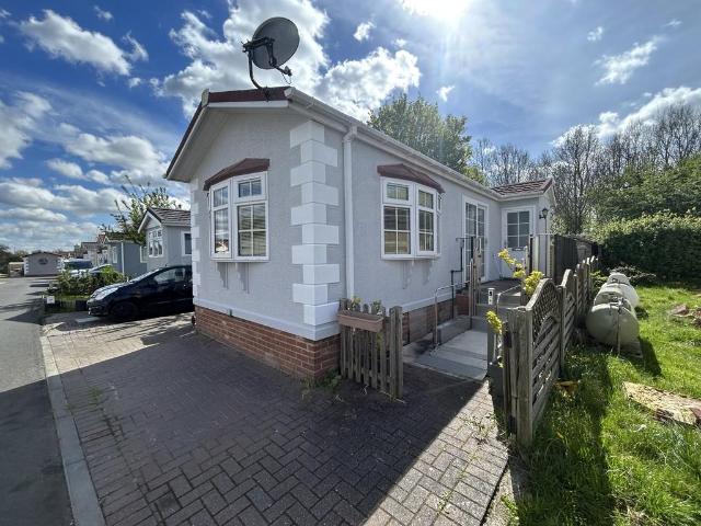 Park Home for sale in Epping, Essex