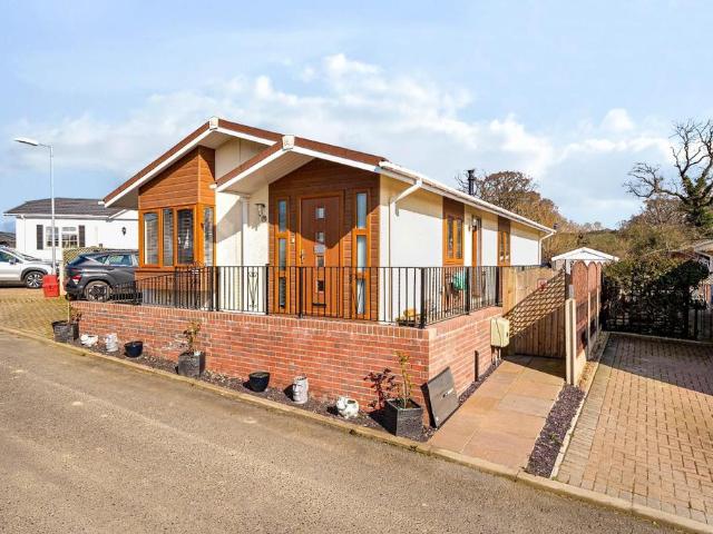 Park Home for sale in Forden, Wales