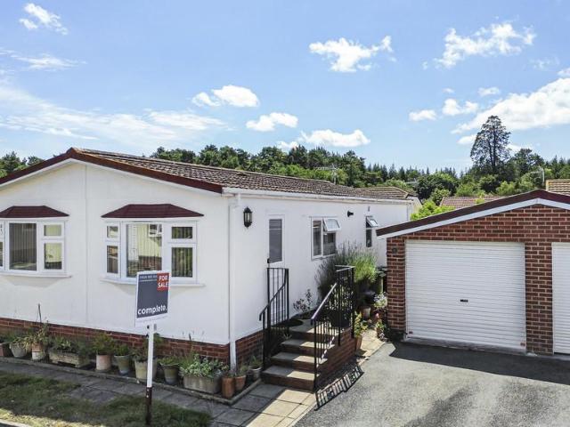 Park Home for sale in Bovey Tracey, Bridford