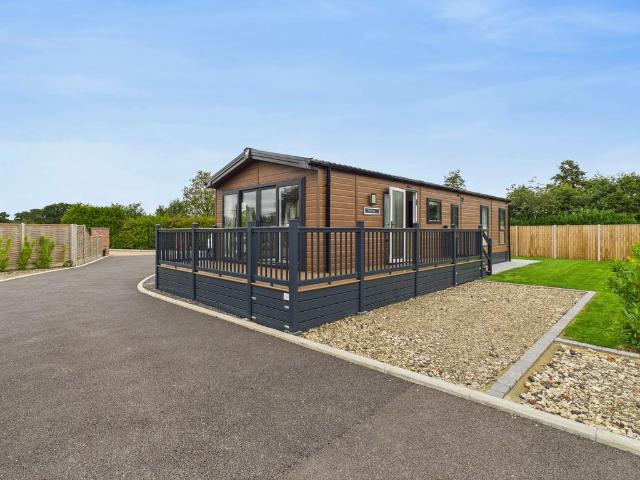 Park Home for sale in Burgh St Peter, Norfolk