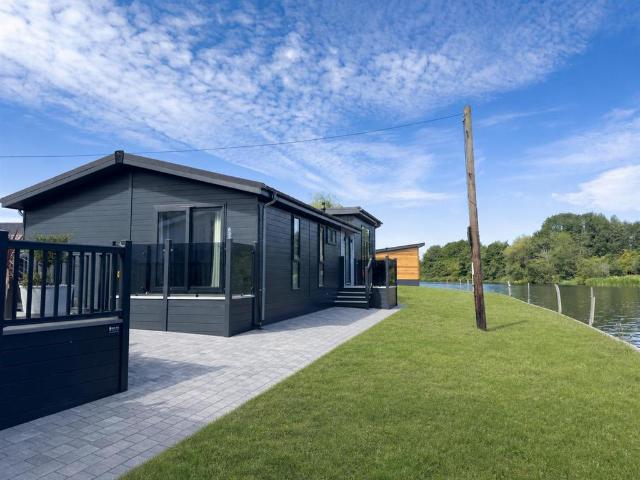 Park Home for sale in Bray