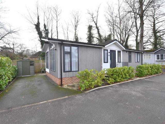 Park Home for sale in Hart, Hampshire