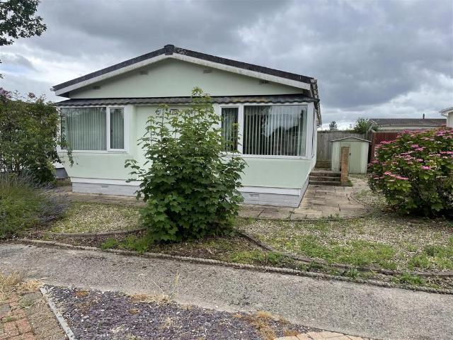 Park Home for sale in Ram Hill, Westerleigh