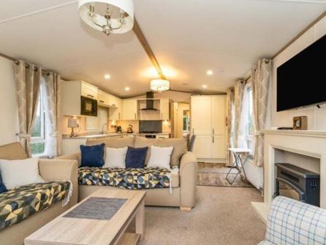House for sale in Westborough, Surrey