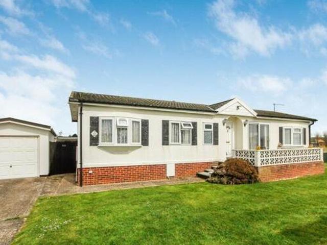 House for sale in Fishersgate, West Sussex