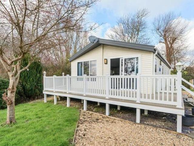 House for sale in Littlecote, West Sussex