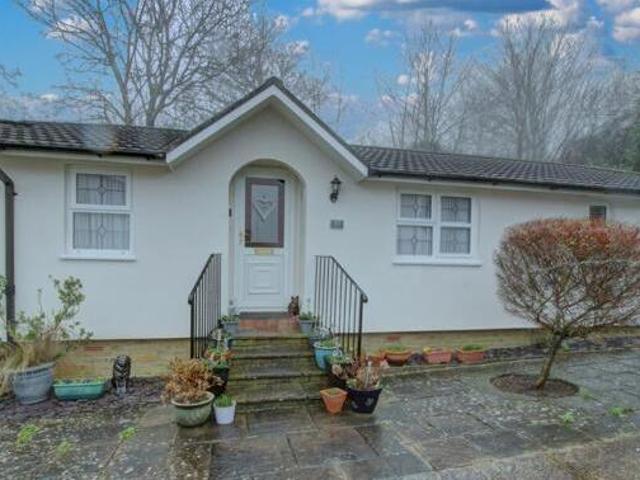 House for sale in Tadworth, Reigate and Banstead