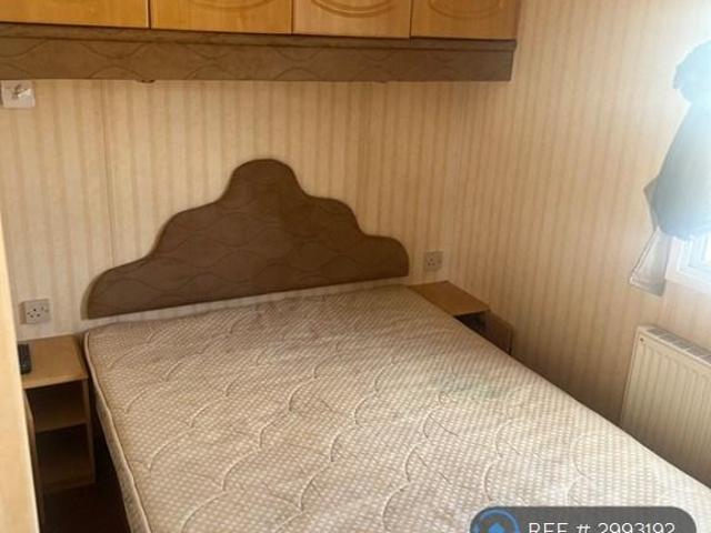 Park Home for rent in Denham, Tatling End