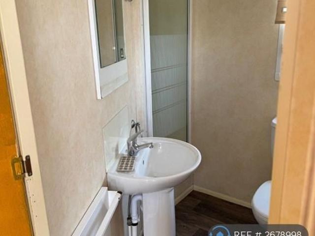 House for rent in Fole, Surrey