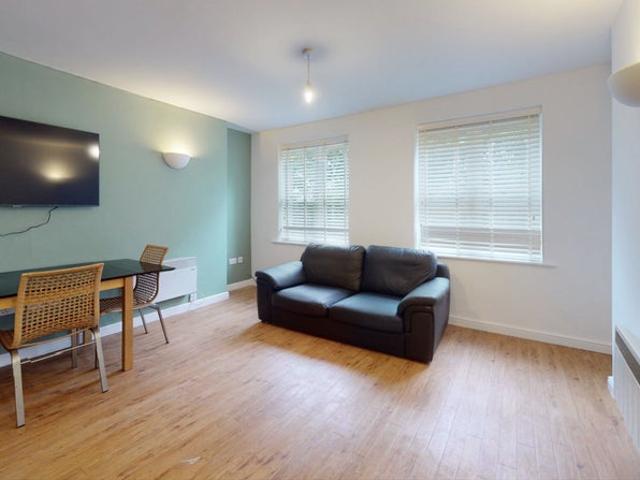 Apartment for rent in Headingley Hill, Leeds