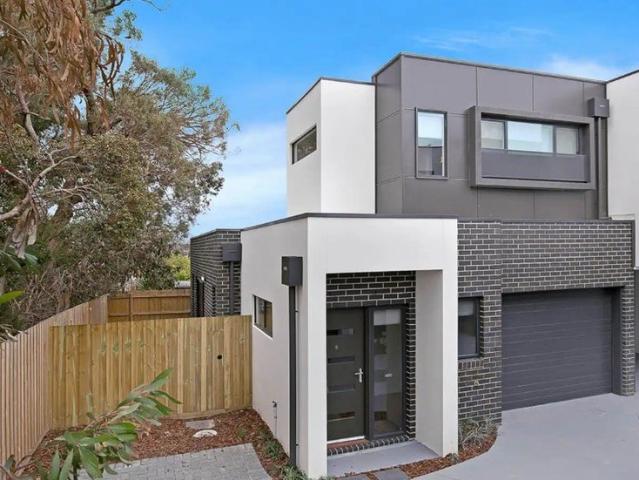 Townhouse for rent in Camerons Creek, Victoria