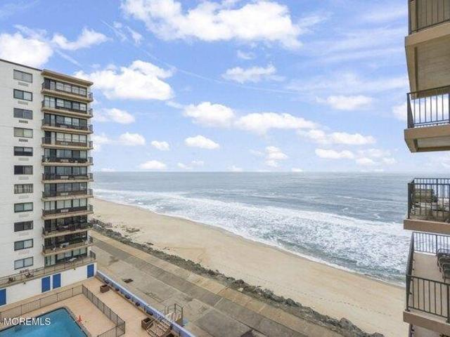 Condo for sale in Monmouth, New Jersey