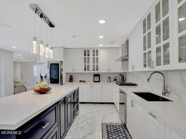 Condo for sale in Monroe Township, New Jersey