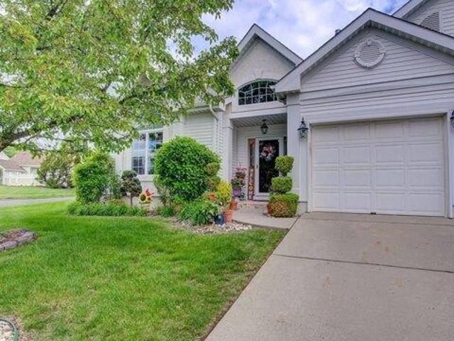Condo for sale in Monroe Township, New Jersey