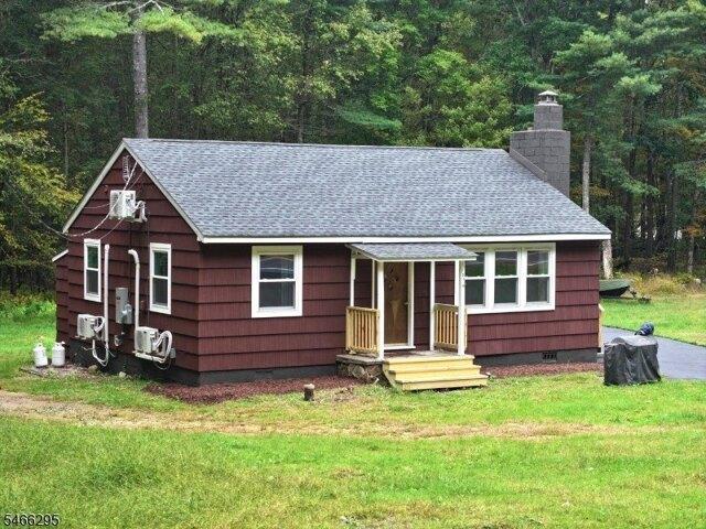 House for sale in Four Corners, Montague Township