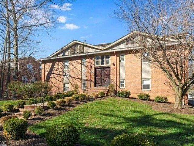 Condo for sale in Montclair, New Jersey