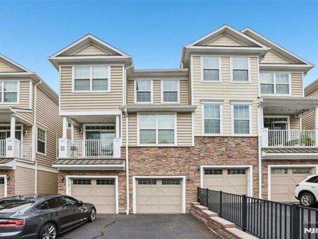 House for sale in Upper Montvale, Montvale