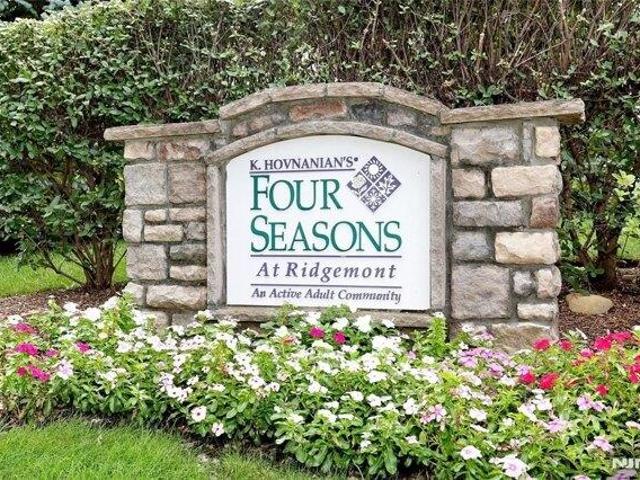 Condo for sale in Chestnut Ridge, Montvale
